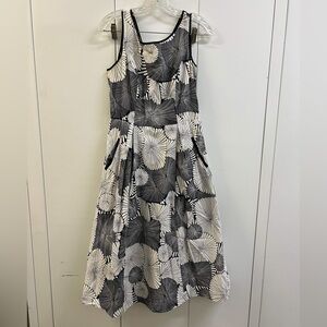 Great Condition Ellen Tracy Dresses A-Line Black & White Pattern Design